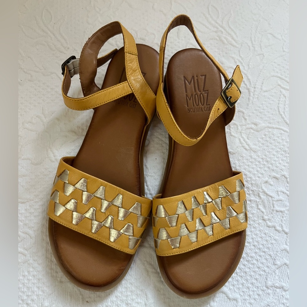 New! Miz Mooz Willow sandals in mustard yellow + woven gold buckle strap EU 37